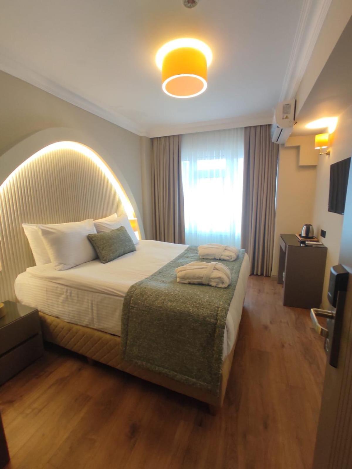 Old Samil Hotel